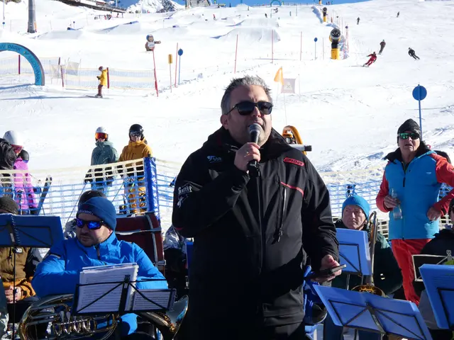 Aufsichtsratsvorsitzender Christoph Mallaun begrüßte die Ehrengäste. 