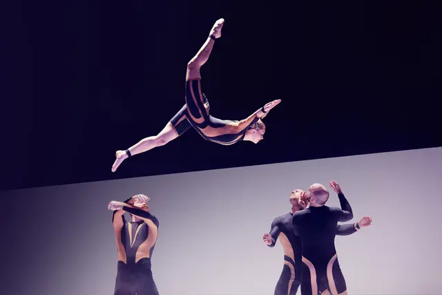 Akrobat schöööön – in Graz fliegen wieder Menschen durch die Luft. | Foto: Andy Phillipson