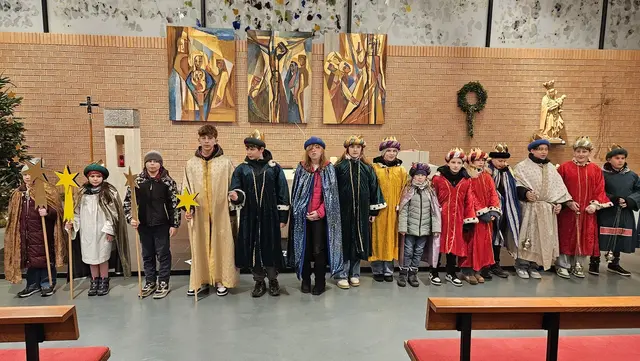 Ihre Spendenaktion hilft nicht nur Menschen in Not, sondern zeigt auch, wie lebendig Tradition und Gemeinschaft sein können. | Foto: Pfarre Bad Sauerbrunn 