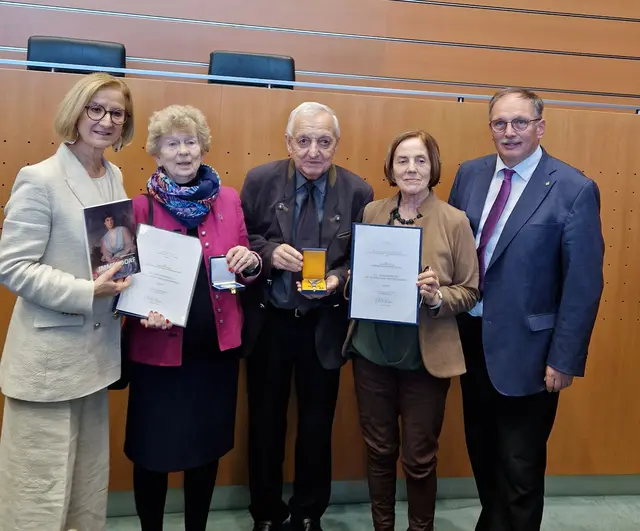 Johanna Mikl-Leitner, Angela Freudenthal, Ignaz Schnötzinger, Christine Schnötzinger, Richard Hogl | Foto: Richard Hogl