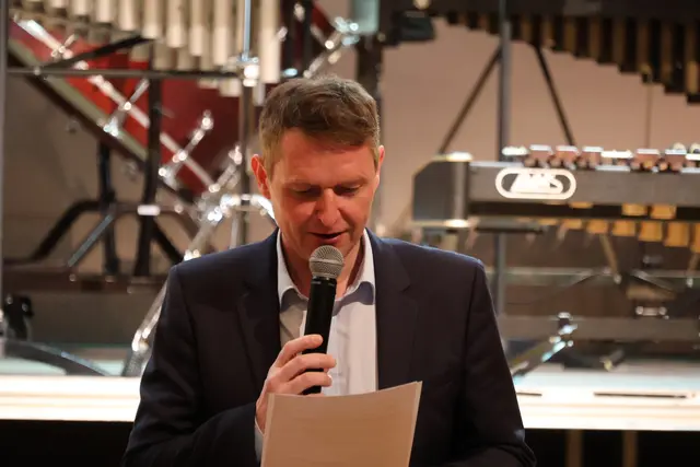 Hermann Pumberger führte durch das Programm | Foto: MeinBezirk / Constance Haslberger