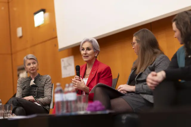 Justizministerin Anna Sporrer ist überzeugt, dass 2026 auch in Österreich das Nur ja heißt ja-Prinzip gesetzlich verankert wird. In Ländern wie Spanien, Frankreich oder Griechenland gilt das Prinzip bereits. | Foto: Peter Just