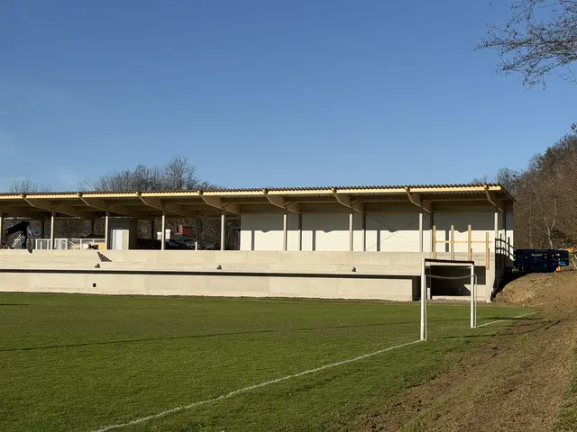 Die neue Sportanlage bietet neben der Zuschauertribüne Platz für 200 Jugendliche und die Kampfmannschaft des TUS. | Foto: Gemeinde St. Peter/O.