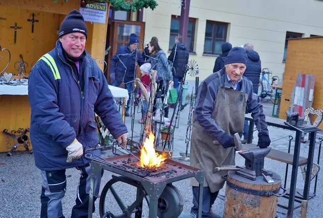 Auch Einblick in altes Handwerk gab es am Lichtenberger Advent. | Foto: Christian Wöss