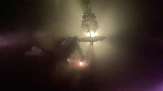 Seit mittlerweile 25 Jahren ist es beim Tauchclub Lambach Tradition, einen Christbaum am Grund der Traun aufzustellen. | Foto: Tauchclub Lambach