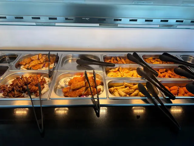 Wenn die Ware bei uns eintrifft, wird sie direkt gekühlt oder verarbeitet. | Foto: Manuela Danzinger