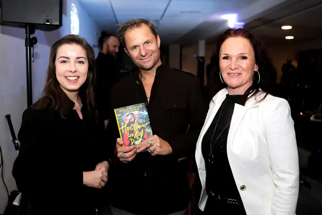 Das exklusive Event von Frau in der Wirtschaft Grieskirchen mit Philipp Hochmair als Stargast auf der Bühne. | Foto: Maringer