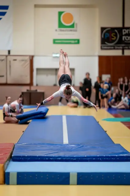 Lilian Lamperter zeigte erstmals einen Doppelsalto rückwärts. | Foto: Marco Tragut