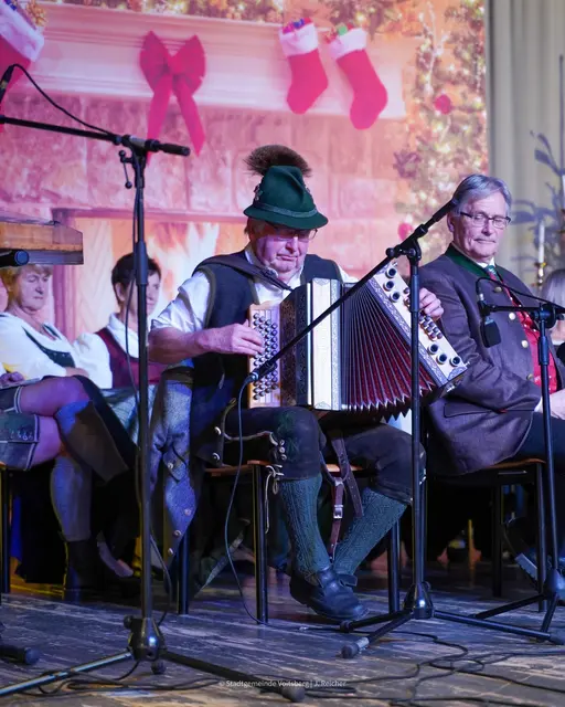 Gruppen aus Kärnten und der Steiermark spielten beim Voitsberger Advent auf. | Foto: J. Reicher/Stadtgemeinde Voitsberg