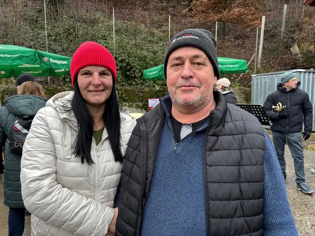  Kulturvereinsobmann Ralf Potthöfer, hier mit seiner Sylvia, zog ein überaus positives Resümee zur "Kneiding Weihnacht 2025“. | Foto: Franz Gruber