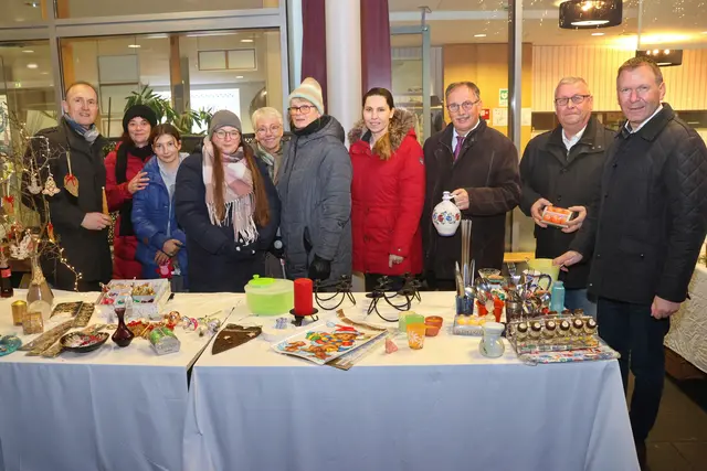 Advent- und Weihnachtsmarkt im Pflege- und Betreuungszentrum Retz
Stefan Lang denkt weniger an Vorsätze, mehr an Verantwortung. | Foto: Richard Hogl