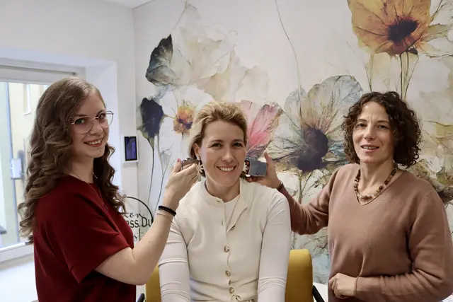 Erwachsene, Jugendliche und Kinder haben ab sofort die Möglichkeit, sich in ruhiger Wohlfühlatmosphäre Ohrlöcher stechen zu lassen. | Foto: MeinBezirk.at