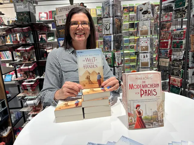 Emily Walton veröffentlicht ihre Romane als "Mina König". Ihr neuestes Werk erscheint aber unter ihrem eigenen Namen. | Foto: Schauer