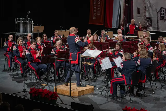 Weihnachtliche Atmosphäre beim traditionellen Konzert der Bürgerkorpskapelle. | Foto: Bürgerkorpskapelle Hallein