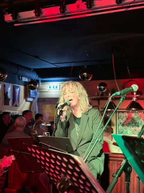 Konny Strahlhofer war jahrelang die Stimme von "Gegenlicht". | Foto: Privat