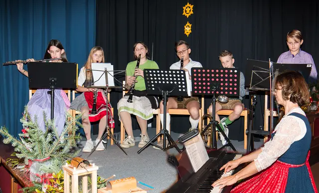 Das Ensemble der Musikmittelschule Eibiswald, betreut von Gerti Strametz | Foto: EVI