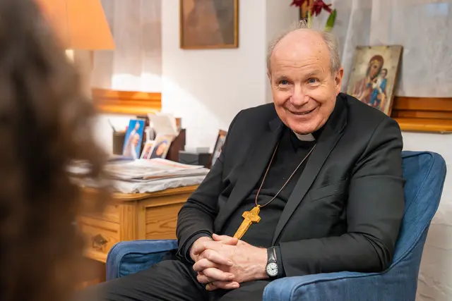 Kardinal Christoph Schönborn hat MeinBezirk zu sich nach Hause in der Dammstraße im 20. Bezirk eingeladen. 
 | Foto: Valentina Marinelić/MeinBezirk