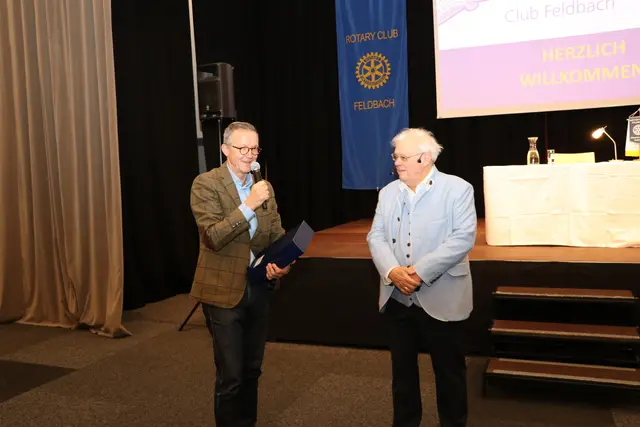 Rotary-Präsident Franz Suppan mit Kriegsberichterstatter und Buchautor Christian Wehrschütz (v. l.) | Foto: Rotary | M. Krasnitzer