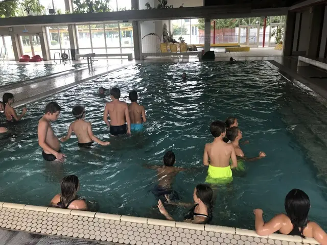Viele Schulen nutzen das Allwetterbad Pinkafeld für Schwimmkurse. | Foto: MS Rechnitz