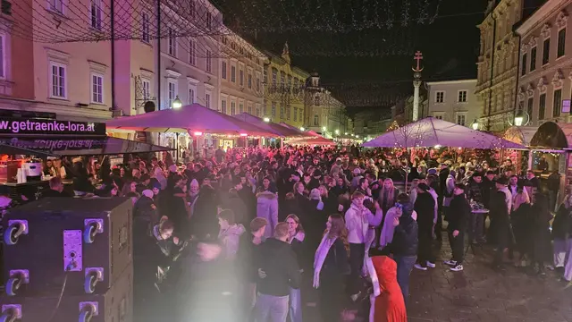 Am 19. Dezember ist das große Finale des Adventafterwork am Alten Platz. | Foto: Christian Winkler