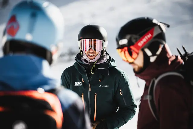 Start in das dritte Jahr der Alpine Awareness Camps: Die neue AAC-Plattform bündelt Wissen zu Sicherheit und Nachhaltigkeit im alpinen Raum. | Foto: Luca Jaenichen