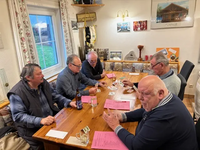 Im Vereinshaus der Stockschützen fand das Preisschnapsen des Pensionistenverbandes Gleisdorf statt.  | Foto: Pensionistenverband Gleisdorf