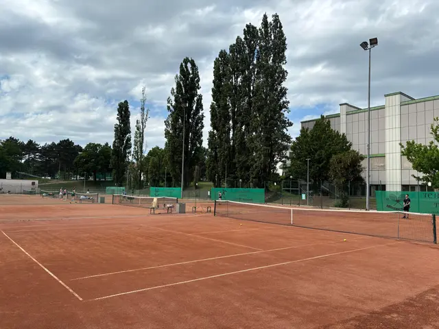 Auf dem Gelände des Postsportplatzes ist neben Fußball und Squash auch Tennis möglich. | Foto: Ipirotis/MeinBezirk