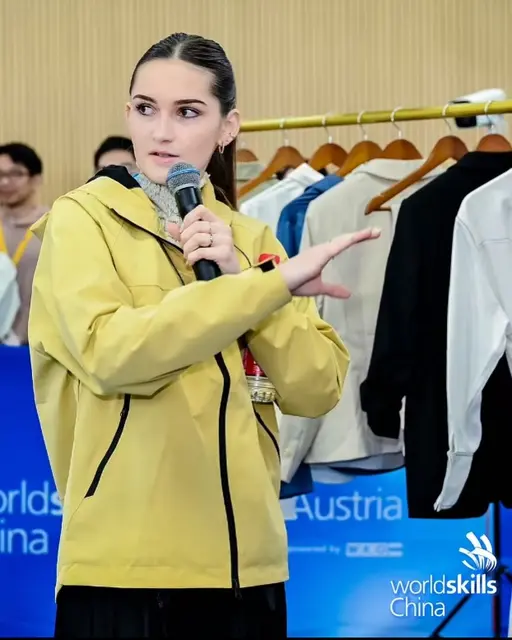 Im World Skills Bewerb in China galt es für Laura, anspruchsvolle Aufgaben zu meistern.  | Foto: World Skills