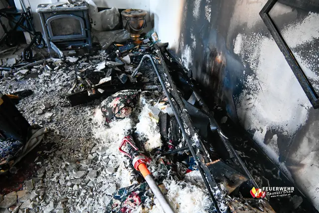 Die Brandursachenermittlung erfolge in den kommenden Tagen. | Foto: Feuerwehr Spittal an der Drau