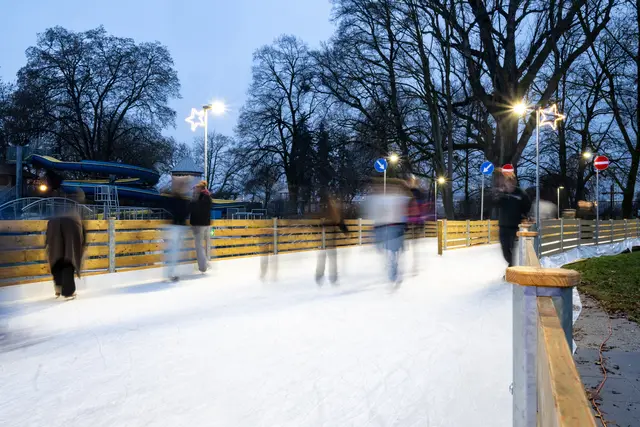 Tausende Besucher:innen stürmten zu Saisonbeginn die Linzer Eislaufplätze.  | Foto: Linz AG/Fotokerschi  