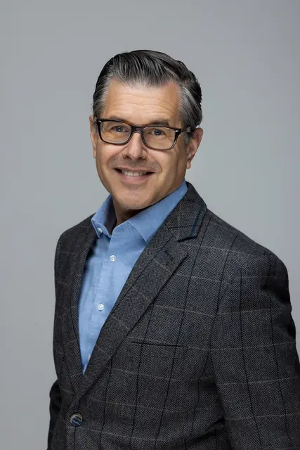 Der HR-Experte Marc Suppin folgt Martin Rupprecht, der in den Ruhestand tritt. | Foto: OÖG