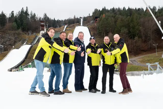 Wenn sich die weltbesten Skispringerinnen in Villach messen, dann sind sie besonders gefordert: Die Mitglieder des Organisationskomitees | Foto: Privat