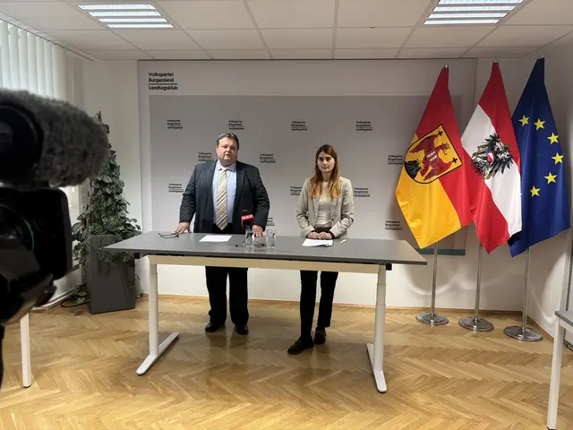 Klubobmann Bernd Strobl und Klubobmann-Stellvertreterin Carina Laschober-Luif fordern eine Ausweitung des U-Ausschusses. | Foto: Franz Tscheinig/MeinBezirk Burgenland