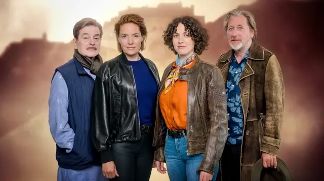 Fanny Kraus, Patricia Aulitzky mit Erwin Steinhauer und  Michael Fitz.  | Foto: Satel-Film