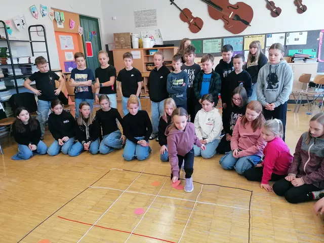 In verschiedenen Unterrichtsfächern konnten die Volksschülerinnen und Volksschüler sich kreativ austoben.  | Foto: Mittelschule Passail