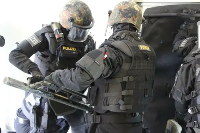 Was als Routineeinsatz begann, entwickelte sich am Mittwoch zu einem Polizeieinsatz größeren Umfangs. (Symbolbild) | Foto: BMI / BBL