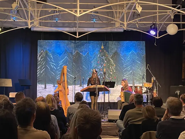 Auch Volksmusik war zu hören. | Foto: MeinBezirk/Helmut Riedl