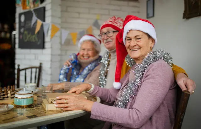 Gemeinsam Weihnachten feiern im Austria Haus mit Familie Kepp. 2025 (Symbolbild) | Foto: getty images 