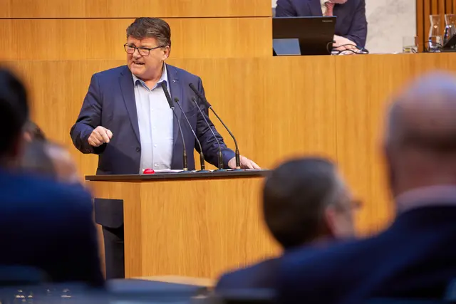 Rainer Wimmer ist verstorben. (Archivbild, 29.03.2023) | Foto: Parlamentsdirektion/ Thomas Topf