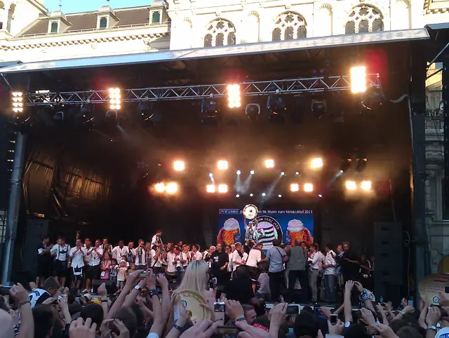 Eine Impression der Meisterfeier des SK Sturm 2011 wurde ebenfalls in die Sammlung aufgenommen.  | Foto: Benjamin Sikora