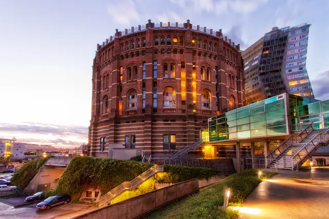 Unter dem Mitwirken von Swiczinsky wurde etwa das Gasometer durch einen Hochhausbau ergänzt. (Archiv)