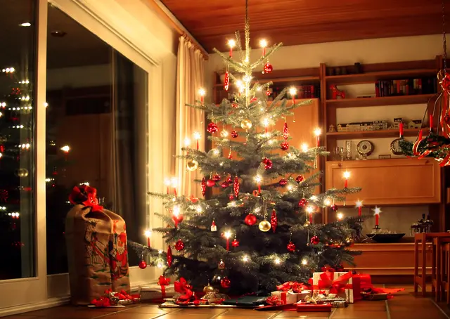 Die Bezirksblätter Meinbezirk.at Redaktion wünscht Ihnen frohe Weihnachten.  | Foto: panthermedia