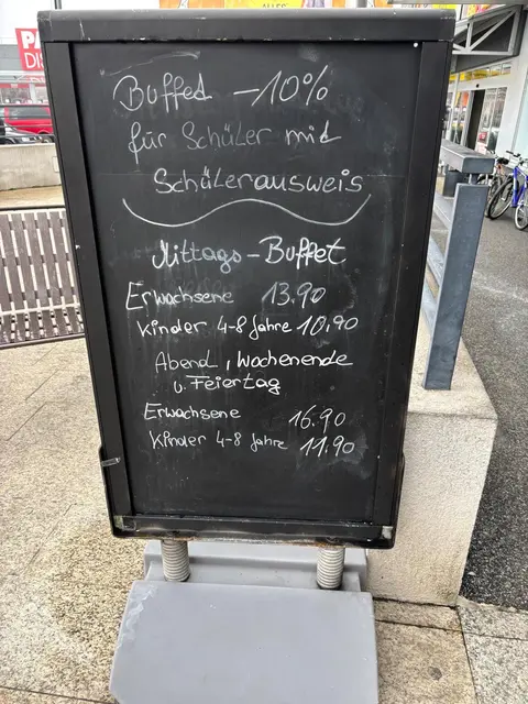Auch in Zukunft dürfen sich Gäste auf weitere Angebote im „Lin Asian Kitchen“ freuen. | Foto: Manuela Danzinger