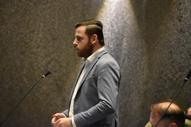 GR Christofer Ranzmaier (FPÖ Kufstein) fragte sich, wie qualitativ der Zuzug dann sei. | Foto: Barbara Fluckinger