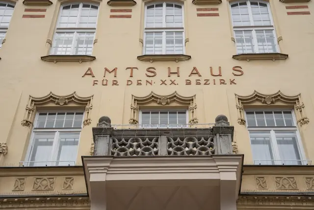 In der vergangenen Bezirksvertretungssitzung wurde eine erweiterte Nutzung der Räumlichkeiten des Amtshauses diskutiert. | Foto: Valentina Marinelic/MeinBezirk