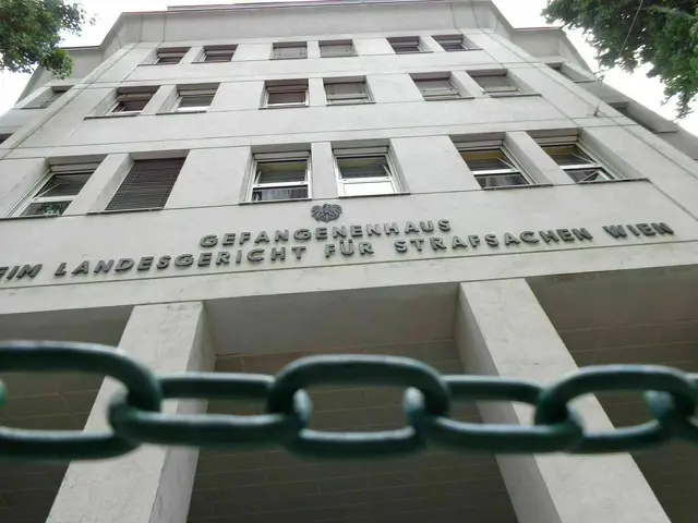 In Österreich darf man maximal zwei Jahre bei schweren Verbrechen mit über fünf Jahren Strafdrohung in Untersuchungshaft sitzen. | Foto: Valerie Krb