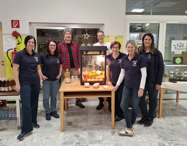 Pamela Sturmlechner, Maria Dachsberger, Peter Herzog, Johannes Baumgartner, Daniela Schrattmaier, Manuela Resl-Köberl, Martina Stadler (v.l.). | Foto: Marktgemeinde Ruprechtshofen