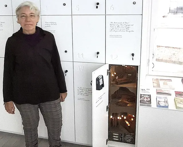 Iris Moosleitner gestaltete Miniatur-Szenen für die "Wichtelmaus." | Foto: Josef Wind