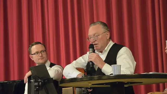 Michael Hausner (Kontragitarre und Leiter des Quartetts) | Foto: CulturaLatina