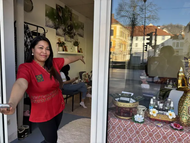 Ab sofort bietet Wirat Winkler in einem kleinen Reich der Entspannung mitten in der Hartberger Ressavarstraße authentische Thai Behandlungen an.